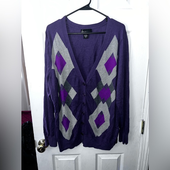 Lane Bryant Sweaters - Lane Bryant Purple Argyle Print Button Up Sweater Size 26/28